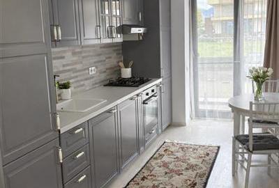 Apartament cu 2 camere decomandat în Tractorul - 4