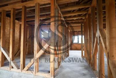 Casă cu 5 camere cu Canalizare în Strejnicu - 6