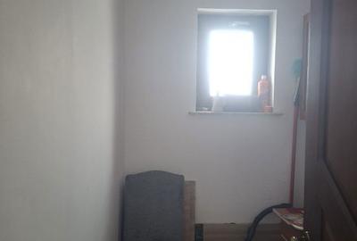 Casă cu 4 camere cu Teren 1000 Mp în Boldești - 8