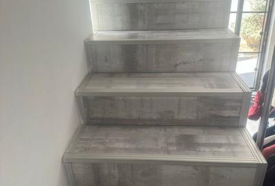 Casă cu 4 camere în Central