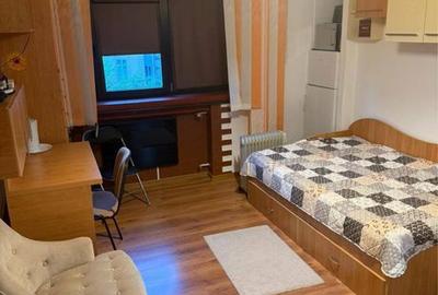 Garsonieră în Romană - 1