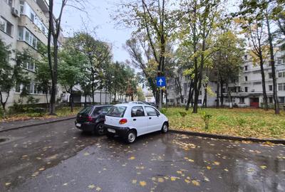 Tomis 1 - ap 3 cam, et 4/4 , gaze la usa (necesita renovare) - 17