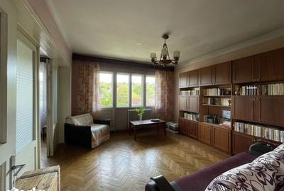 Apartament cu 3 camere în Central - 2