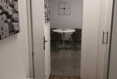 Ultracentral 2 camere - renovat si mobilat- ideal pentru investitie - 12