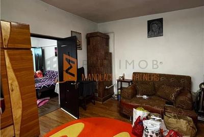 Casă individuală cu 2 camere cu Canalizare în 1 Decembrie - 6