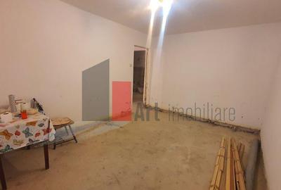Ap 4 camere Giurgiu decomandat, parter - 6