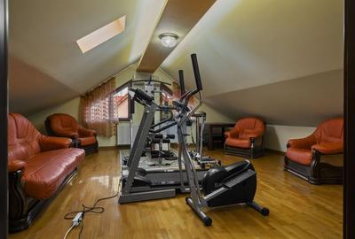 Casă cu 6 camere cu Teren 600 Mp în Nord - 12