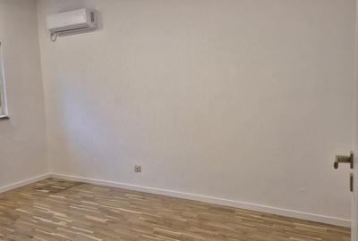 Casă cu 4 camere în Central - 5