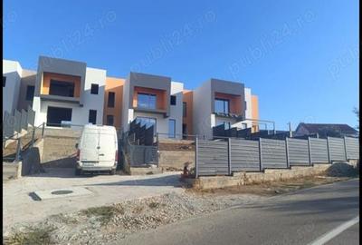 Casă cu 5 camere în Central - 2