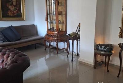 Apartament cu 7 camere semidecomandat în Mărășești - 2