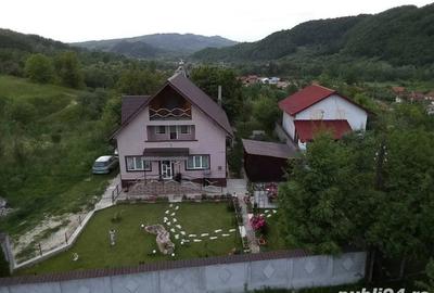 Casă cu 5 camere în Malu cu Flori - 10