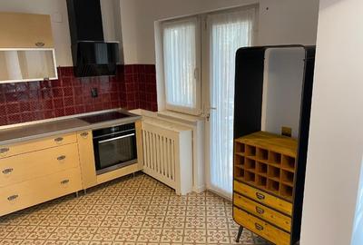 Casă individuală cu 5 camere cu Teren 500 Mp în Central - 7