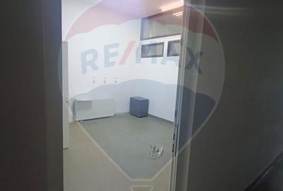 Spațiu comercial, de 81 mp, în Calea București - 6