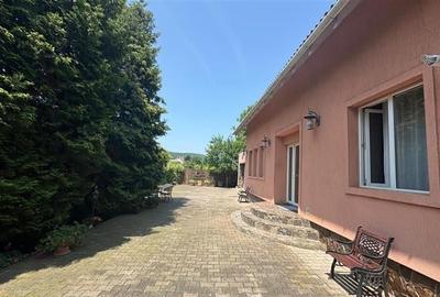 Casa nordica luminoasa, gata de mutat, garaj cald,spatiu de poveste la mansarda, - 24