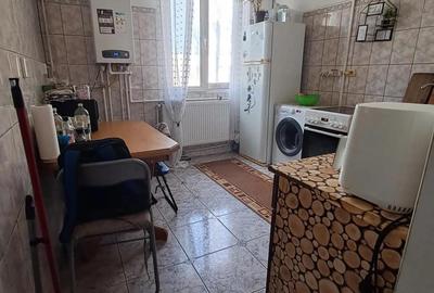 Apartament cu 2 camere decomandat în Metalurgie - 2