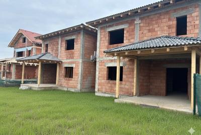 Casă individuală cu 5 camere cu Teren 365 Mp în Calea Urseni - 13