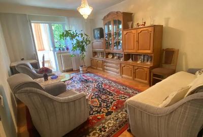 Apartament cu 3 camere decomandat în Central - 2