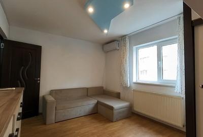 Apartament cu 3 camere semidecomandat în Baba Novac