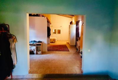 Casă individuală cu 5 camere cu Canalizare în Plumbuita - 2