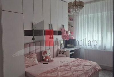 Apartament cu 3 camere decomandat în Chiajna
