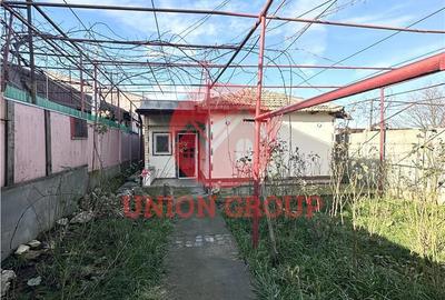 Casă cu Teren 290 Mp în Palas