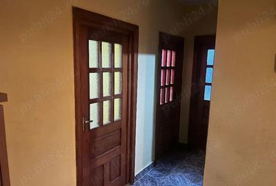 Apartament cu 3 camere decomandat în Central - 3