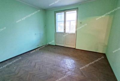 Apartament cu 2 camere in Micro 16, etaj 2, 2 balcoane! Apartament cu 2 camere in Micro 16, etaj 2, 2 balcoane! - 3