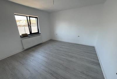 Casă individuală cu 3 camere cu Canalizare în Valu lui Traian - 5