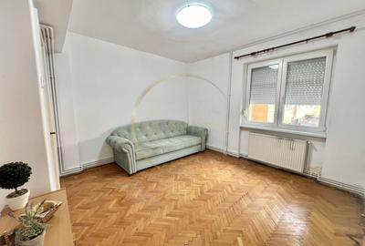Apartament cu 2 camere, mobilat în Central