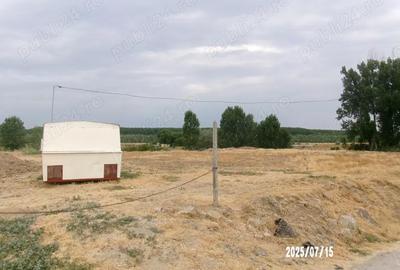 Teren de 1010 mp, în Măcin - 2