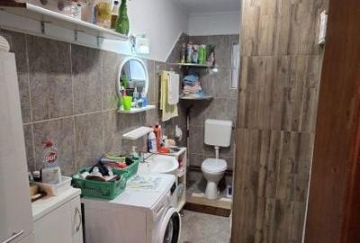 Casă cu 5 camere cu Teren 14000 Mp în Păulești - 10