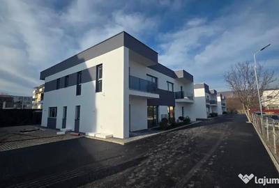 Casă cu 5 camere cu Teren 256 Mp în Florești - 6