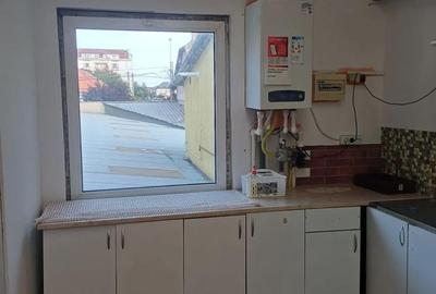 Garsonieră decomandată în Central - 4
