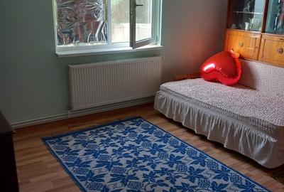 Casă cu 7 camere cu Teren 1000 Mp în Central - 2