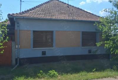 Casă cu 3 camere în Central - 9