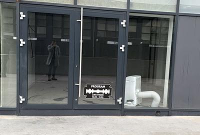 Spațiu comercial, de 43 mp, în Central - 3
