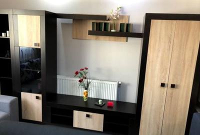 Apartament cu 3 camere decomandat în Central - 3
