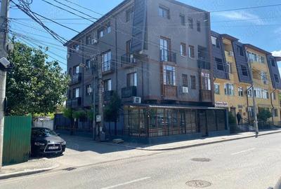 Spațiu comercial, de 32 mp, în Apărătorii Patriei - 2