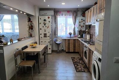 Apartament cu 3 camere decomandat în Central - 4