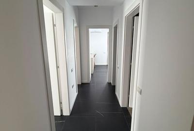 Apartament cu 4 camere, mobilat în Central - 19