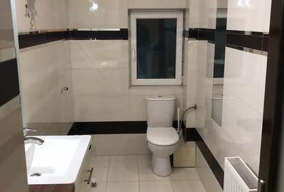 Apartament cu 3 camere decomandat în Central - 1