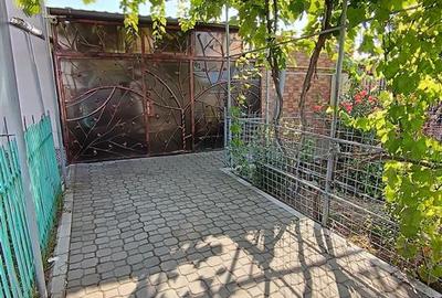 Casă individuală cu 5 camere cu Teren 182 Mp în Apollo - 12