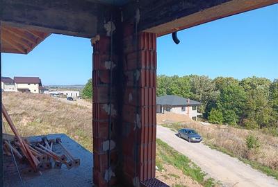 Casă cu 4 camere cu Teren 400 Mp în Bârnova - 9