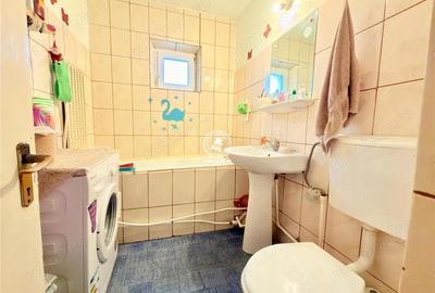 Apartament 3 camere de vanzare Pacurari - 2