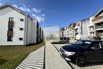 Apartament cu 2 camere decomandat în Cristian - 1