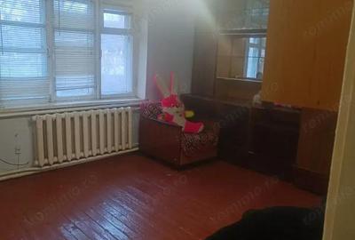 Apartament cu 2 camere semidecomandat în Șagului
