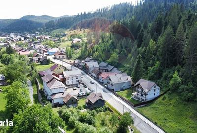Casă cu 7 camere cu Teren 300 Mp în Central - 2