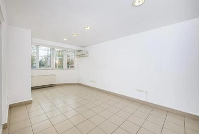 Delfinariu, cladire P+1 , spatiu depozitare 126 mp., curte 463 mp. - 5