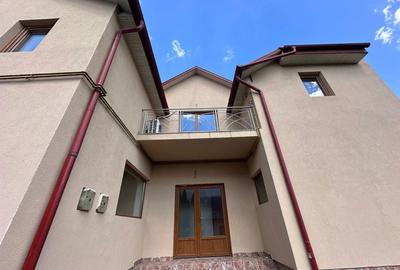 Apartament cu 3 camere decomandat în Central - 1