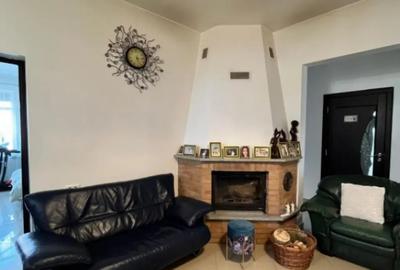 Casă cu 4 camere în Central - 18